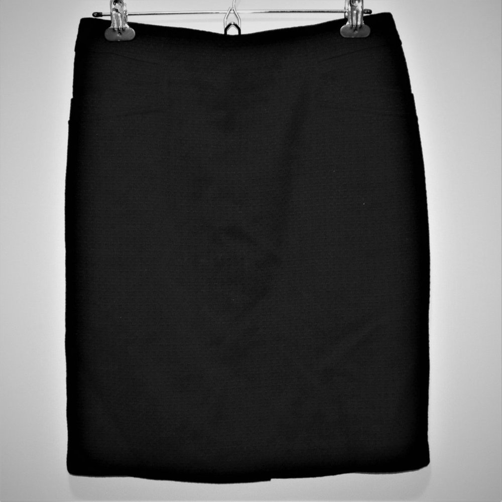 Pencil skirt